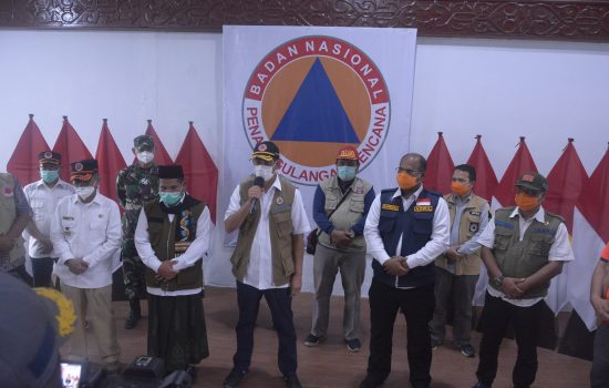 Kelokasi Banjir Lhoksukon, Ini Kata KA BNPB Letjen TNI Doni Munardo [1M 7 Bupati Aceh]