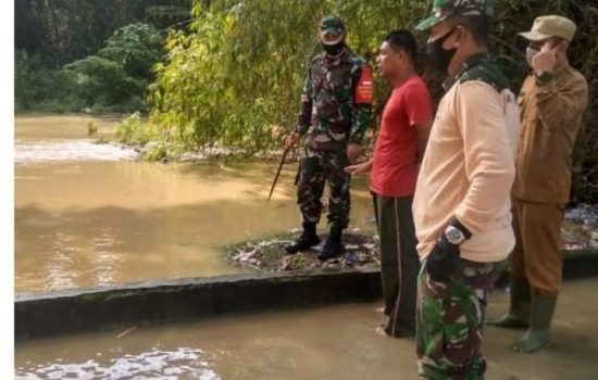 “Dandim 0102/Pidie Tinjau Lokasi Banjir Di Beberapa Desa Di Kecamatan Pidie”