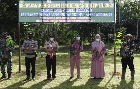 Lestarikan Lingkungan Hidup, Kodim 0117/Aceh Tamiang Melaksanakan Penghijauan.