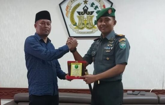 Menjaga Sinergitas TNI dengan Aparat Pemerintah, Dandim silaturahmi ke Kantor DPRK Lhokseumawe.