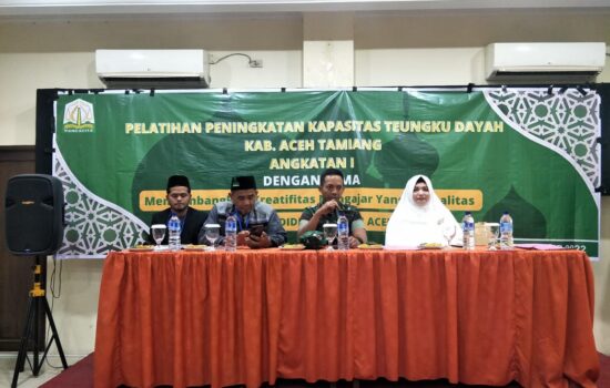 Dandim 0117/Aceh Tamiang Pemateri Wasbang Di Acara Pelatihan Peningkatan Kapasitas Tengku Dayah Kabupaten Aceh Tamiang Angkat I