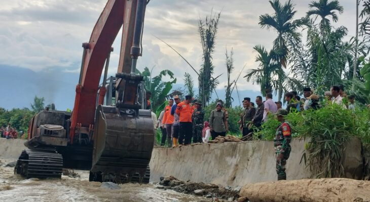 Menteri Sosial RI Kunjungi Korban Banjir Bandang Di Kutacane Aceh Tenggara