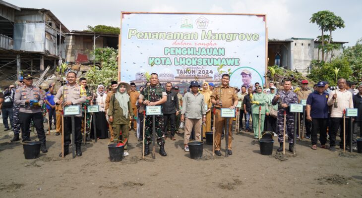 Danrem Lilawangsa dan Pj Walikota Bersama Forkopimda Lhokseumawe Tanam 3000 Mangrove Pesisir Pantai